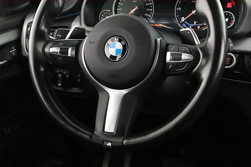 BMW X5 (2017) xDrive30d - fotka 17 z 22