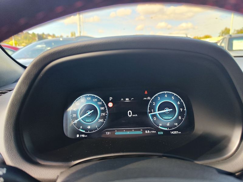 Hyundai i30 1.5 T-GDI/103kW N-Line DCT - fotka 16 z 35