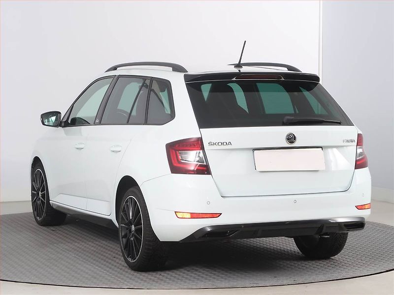 Škoda Fabia (2019) Monte Carlo 1.0 TSI - fotka 4 z 16