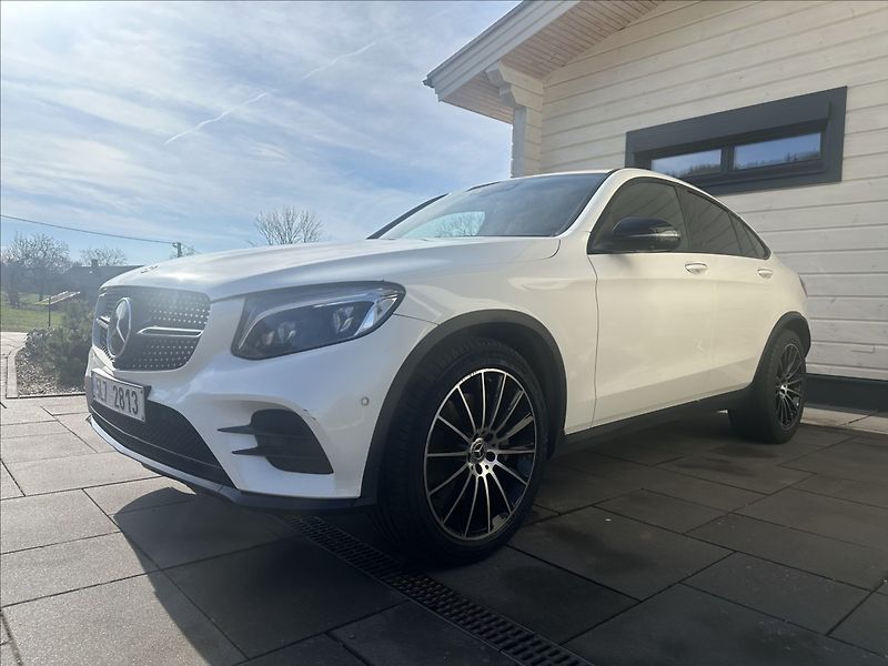 Mercedes-Benz GLC 3,0 350d 4M kupé - fotka 13 z 14