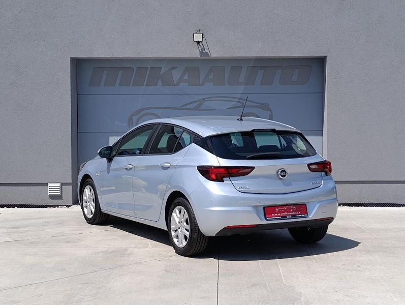 Opel Astra 1.0 77kW ČR 1.MAJITEL  - fotka 7 z 31