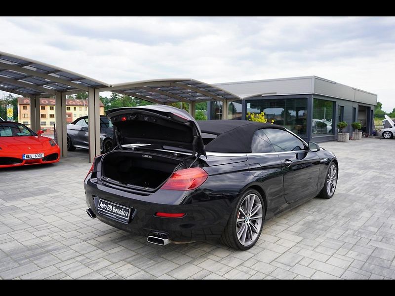 BMW Řada 6 650i xDrive, cabrio, 405PS - fotka 63 z 69