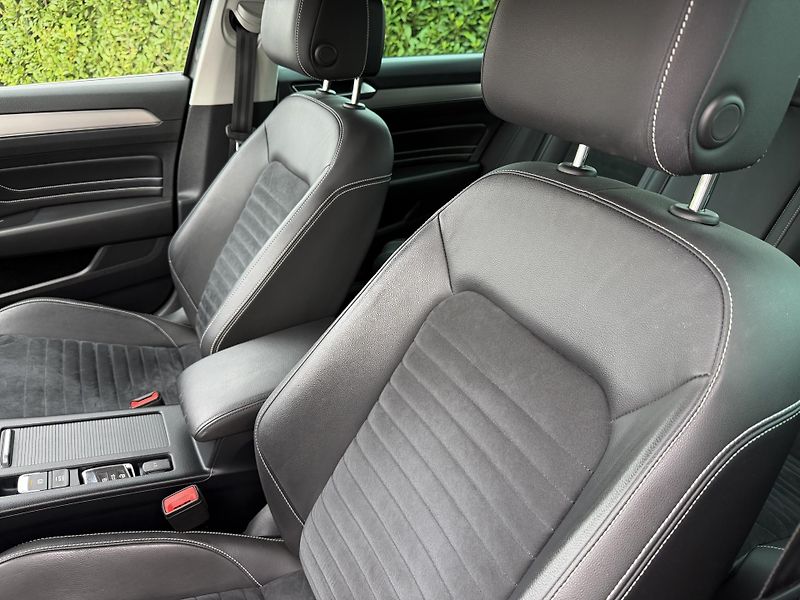 Volkswagen Passat (2020) 1.5 tsi 110 kw/DSG/sedan - fotka 17 z 22