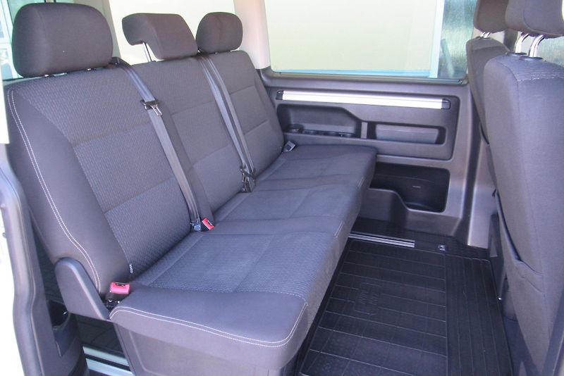 Volkswagen Multivan 2.0 TDI DSG 4MOTION AUT. KLIMA - fotka 16 z 24