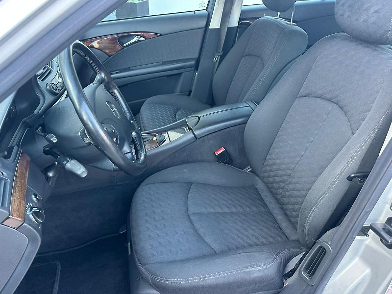 Mercedes-Benz Třídy E (2004) E320CDi,150KW, VYHŘ.SED.,TEMP. - fotka 22 z 24