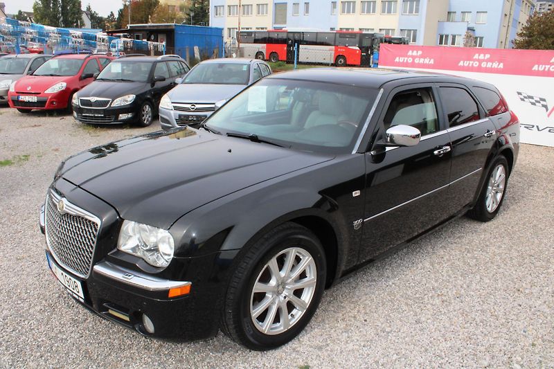 Chrysler 300C (2008) 3,0CRD KŮŽE NAVI XENON ALU - fotka 3 z 17