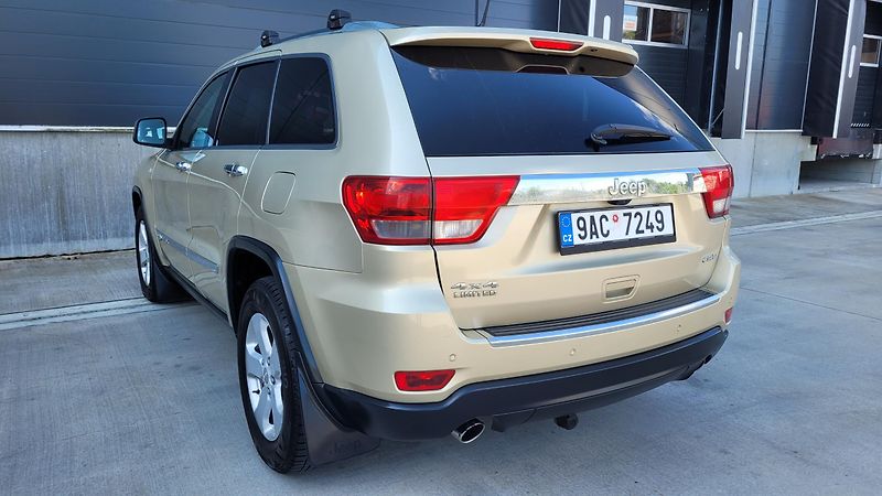 Jeep Grand Cherokee 3,0 CRDI 4x4 - fotka 10 z 21