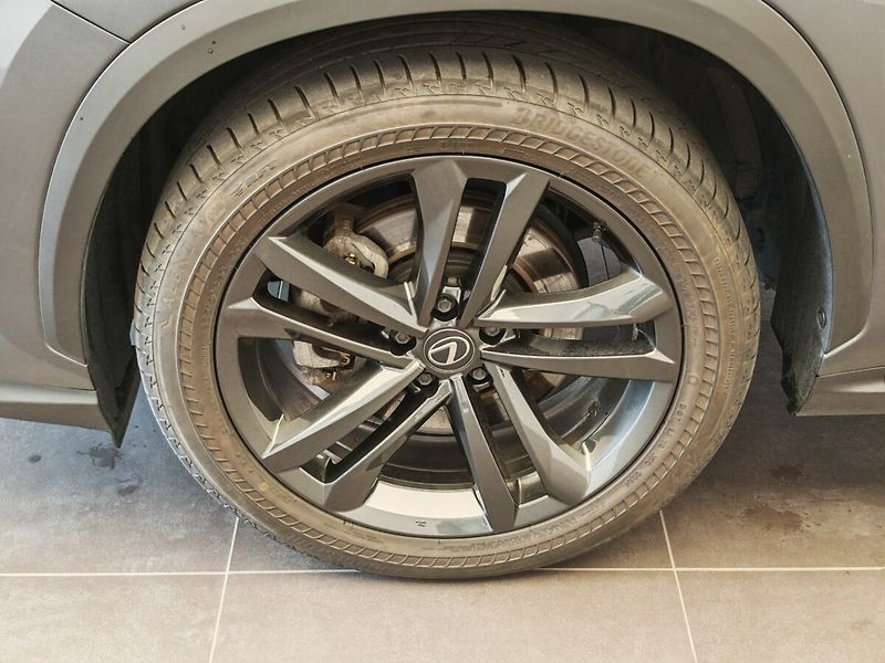 Lexus NX 450h plus 450h+ Plug-in Hybrid EXECUTIVE - fotka 11 z 44