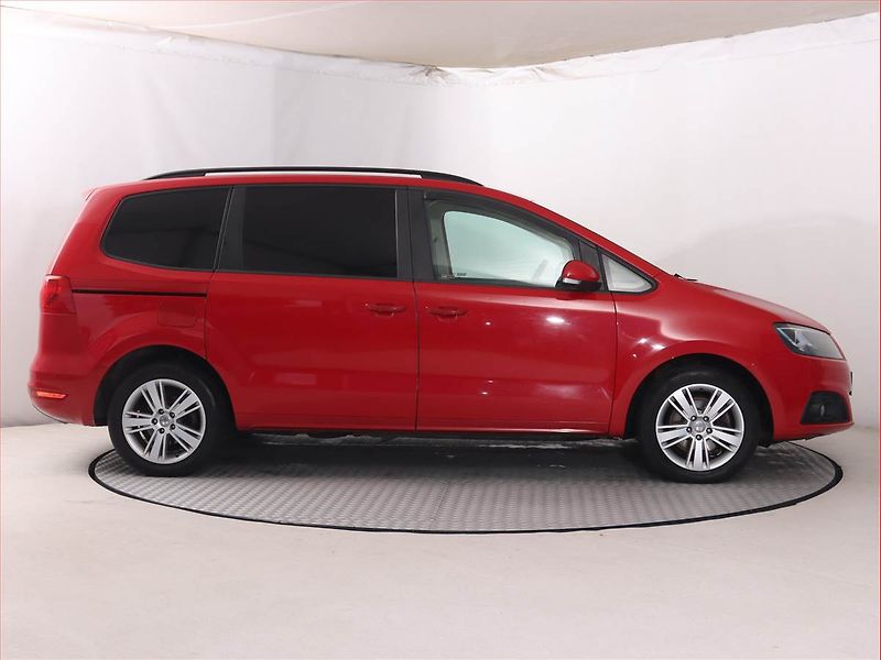 Seat Alhambra (2013) 2.0 TDI, Automat, Serv.kniha - fotka 6 z 20