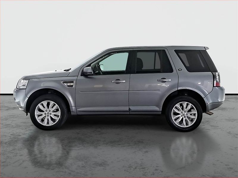 Land Rover Freelander (2013) 2.2 TD4, 4X4, Automat, Xenony - fotka 3 z 20