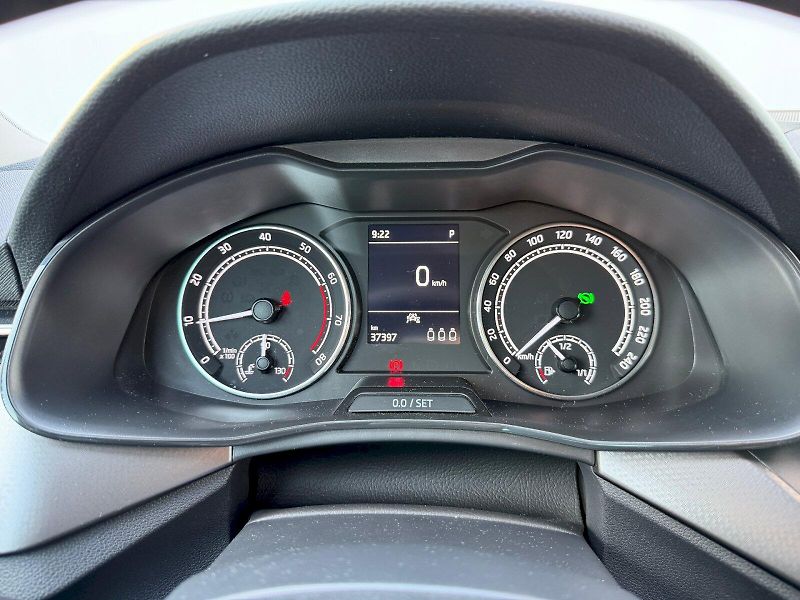 Škoda Scala (2023) Style 1,0 / 81 kW DSG - fotka 13 z 44