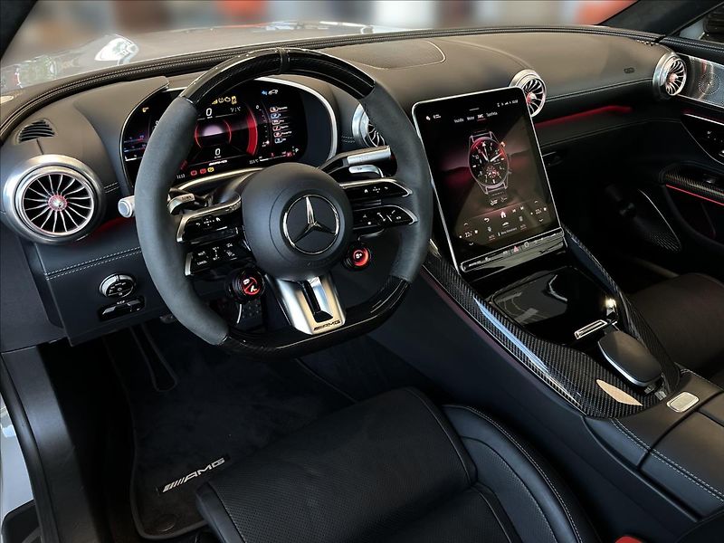 Mercedes-Benz AMG GT Mercedes 63 4MATIC+ - fotka 9 z 25