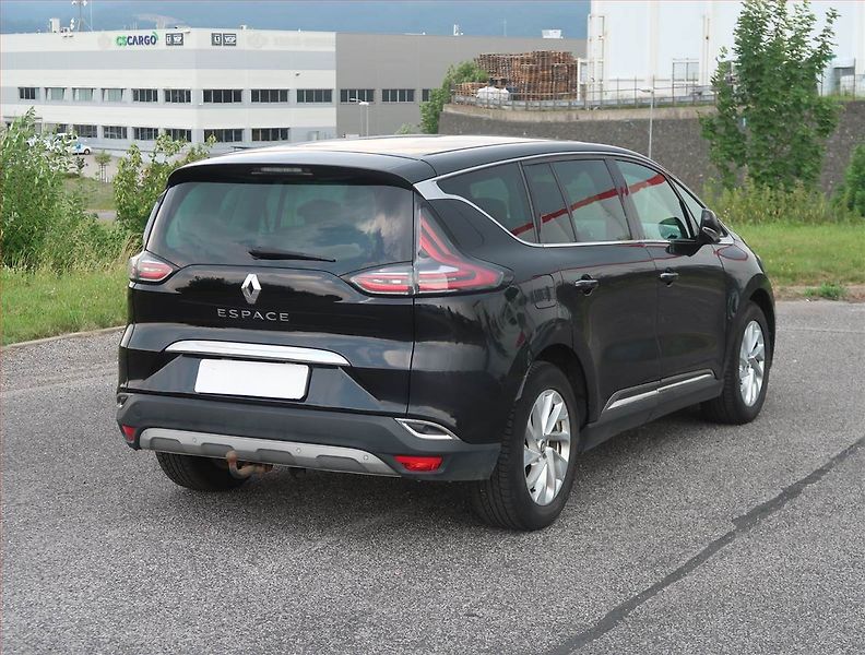 Renault Espace (2016) 1.6 dCi, Automat, 7 míst - fotka 5 z 15