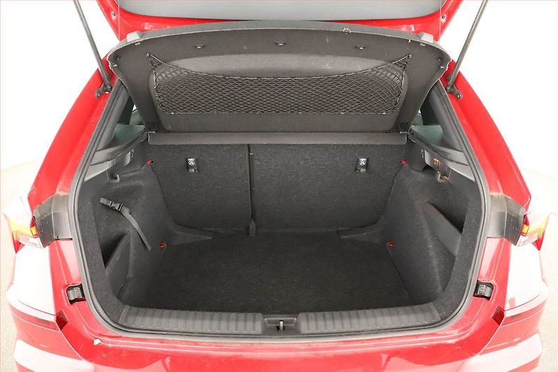 Škoda Kamiq (2025) 1.0 TSI, Drive, FullLed - fotka 10 z 14