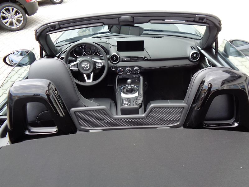 Mazda MX-5 1,5 132PS,Exc-line, PL.STŘECHA - fotka 13 z 36