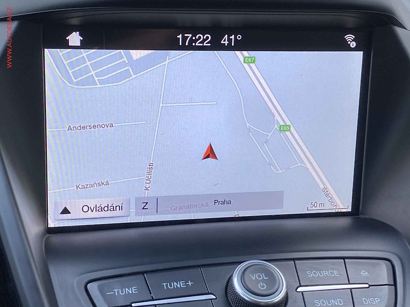 Ford Kuga (2019) 1.5 EB, Navi, kamera, TZ - fotka 16 z 18