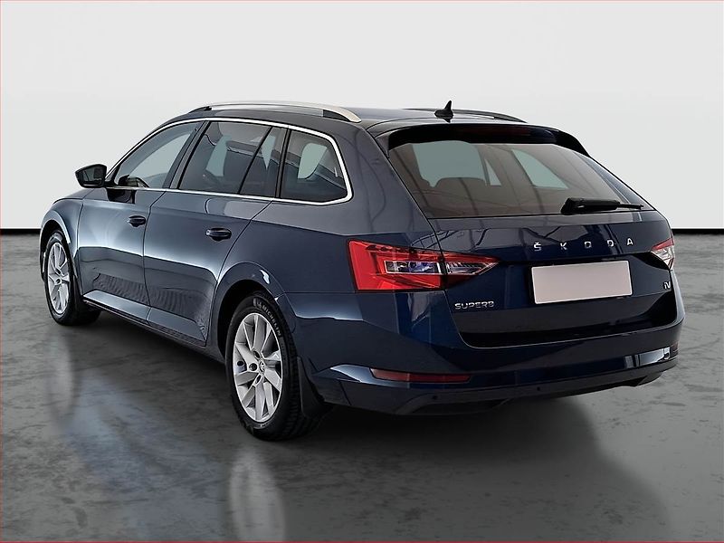 Škoda Superb (2023) Style iV 1.4 TSI PHEV - fotka 4 z 23