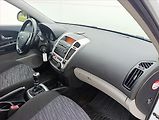 Kia Ceed 1,6 CVVT Aut. klimatizace ČR - náhled 25