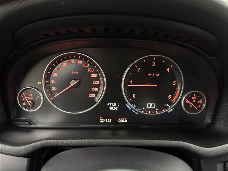 BMW X3 2,0 4X4 DPH M 2XKOLA NAVI ČR - fotka 11 z 36
