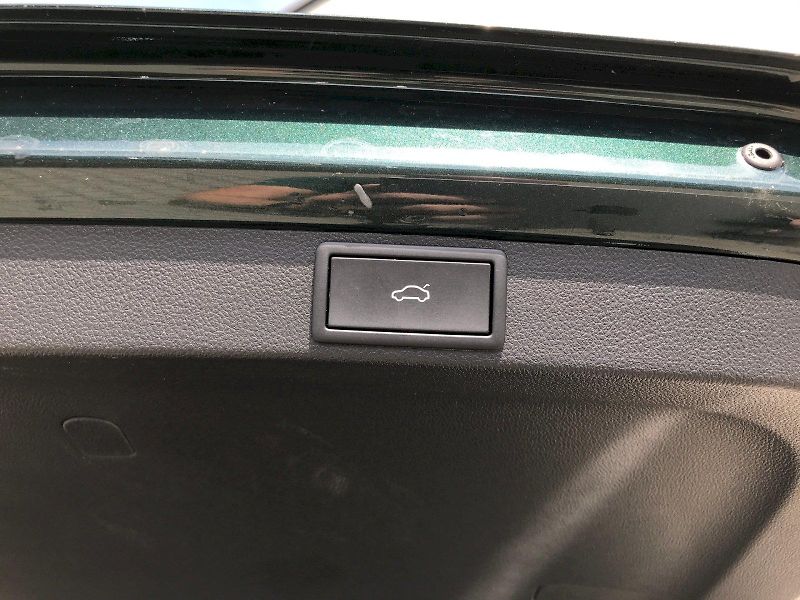 Škoda Octavia (2024) COMBI TOP SELECTION 1,5 TSI 11 - fotka 19 z 28
