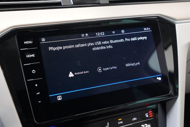 Volkswagen Passat - fotka 19 z 28