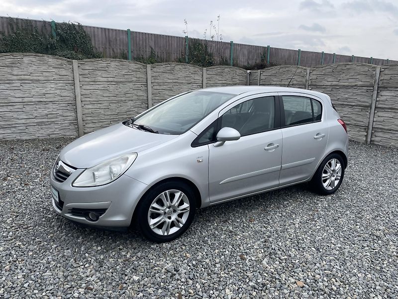 Opel Corsa 1.2i 80PS 141000KM KLIMA STK!! - fotka 77 z 169