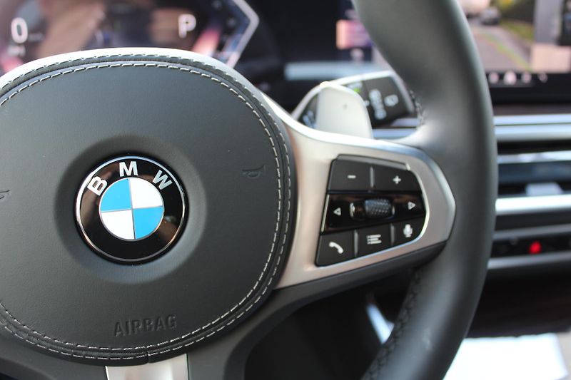 BMW X5 xDrive40d Mpaket - fotka 14 z 26