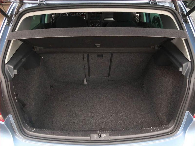 Volkswagen Golf (2011) 1.2 TSI, Serv.kniha - fotka 11 z 12