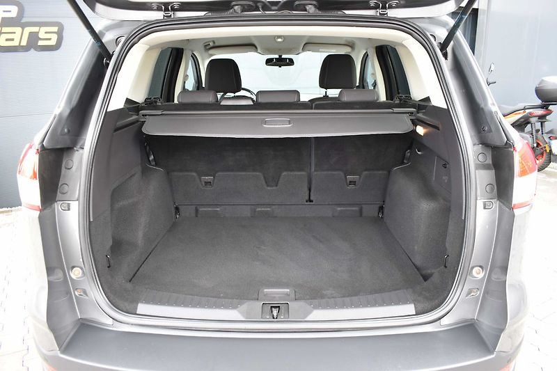 Ford Kuga 2.0 TDCi 103kW 4x4*AUTOMAT* - fotka 33 z 34
