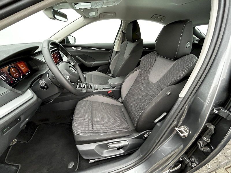 Škoda Octavia (2024) 1.5 TSI 110kW MP6 Selection - fotka 24 z 34