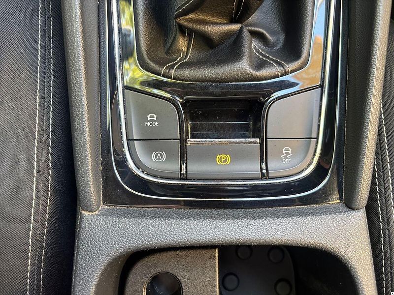 Škoda Karoq 2.0TDI 110KW/2020/Sportline-ZÁ - fotka 35 z 51