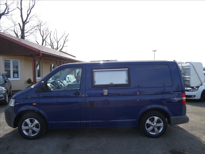 Volkswagen T5 California 2,5 TDi 96kW obytný vůz - fotka 5 z 49