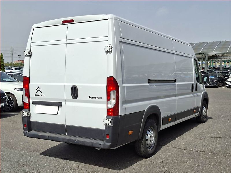 Citroën Jumper (2023) 2.2 BlueHDi, Maxi, 14m3, 1.0t - fotka 5 z 13