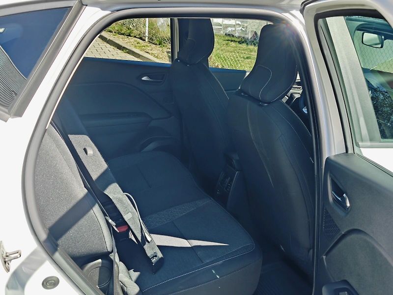 Mitsubishi ASX (2024) INVITE+ 1,3 DI-T Mild Hybrid - fotka 17 z 41