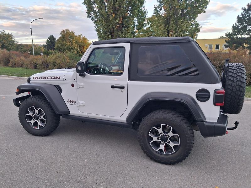 Jeep Wrangler (2021) Rubicon, 1. majitel, ČR - fotka 15 z 62