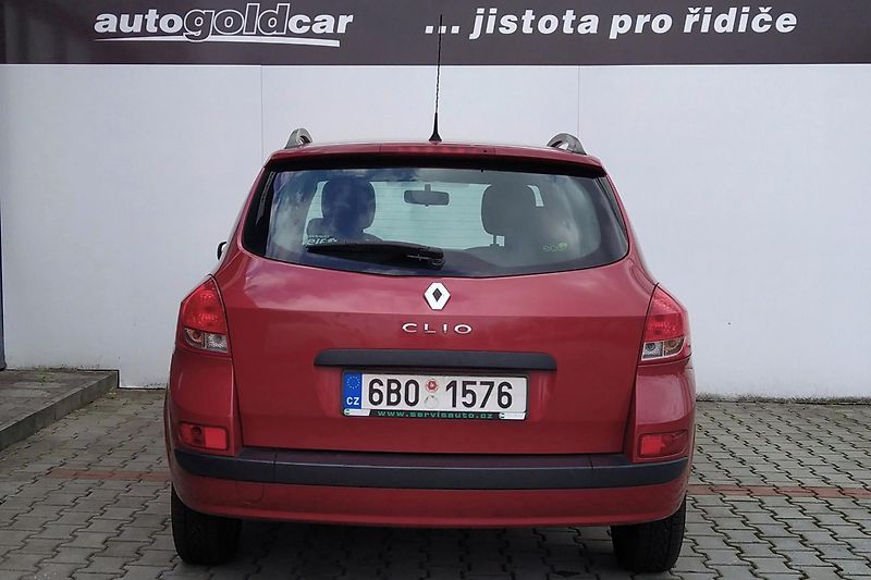 Renault Clio (2008) 1.2 16V Grandtour - fotka 8 z 14