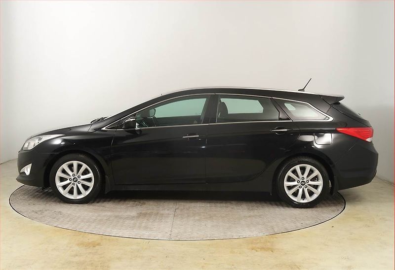 Hyundai i40 (2012) 1.7 CRDi, Tempomat - fotka 3 z 20
