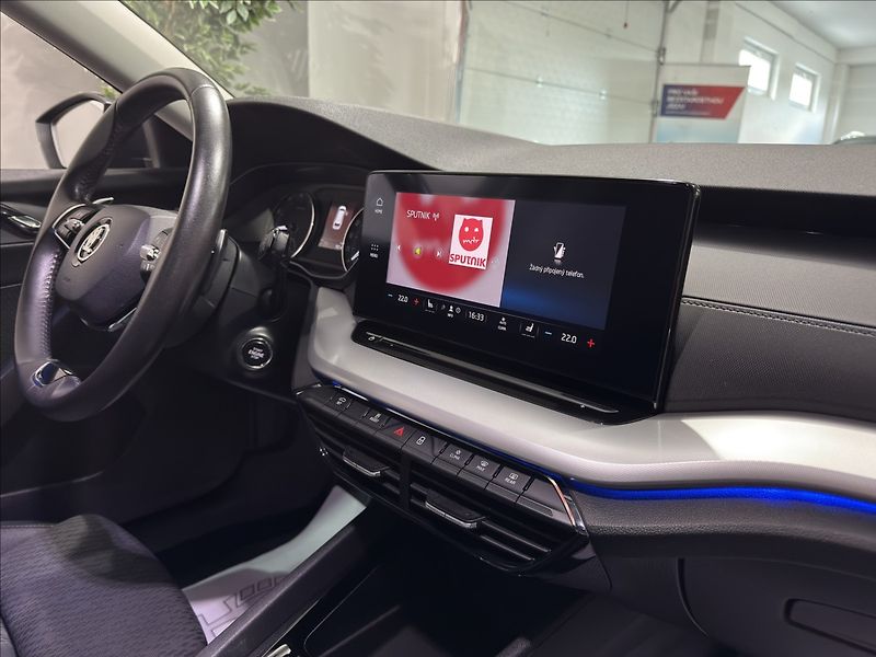 Škoda Octavia 1,5   TSI DSG 110KW CLEVER TOP - fotka 25 z 41