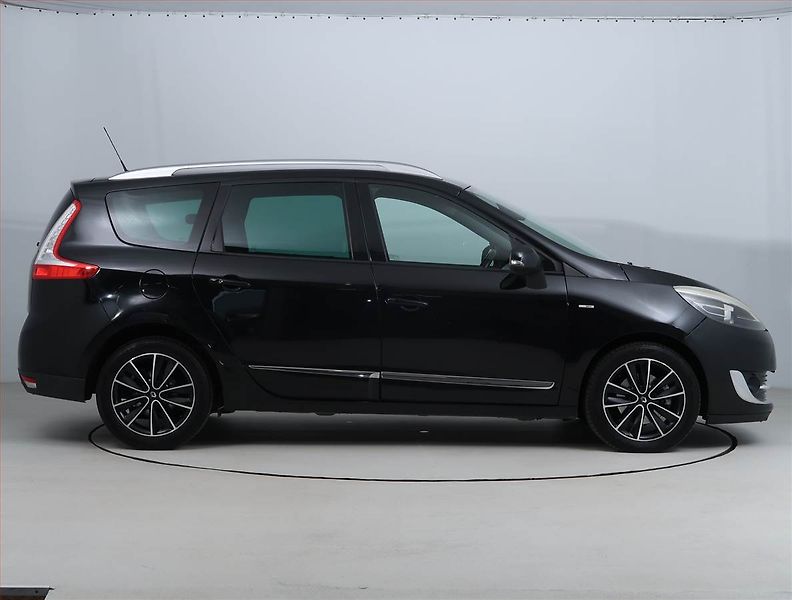 Renault Grand Scénic (2013) 1.6 dCi, Navi, Tempomat - fotka 6 z 20