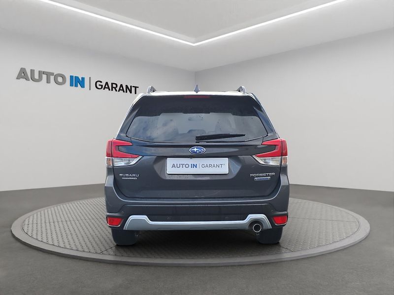 Subaru Forester (2020) 2.0 HEV 110kW 4x4, Serv. kniha - fotka 6 z 28