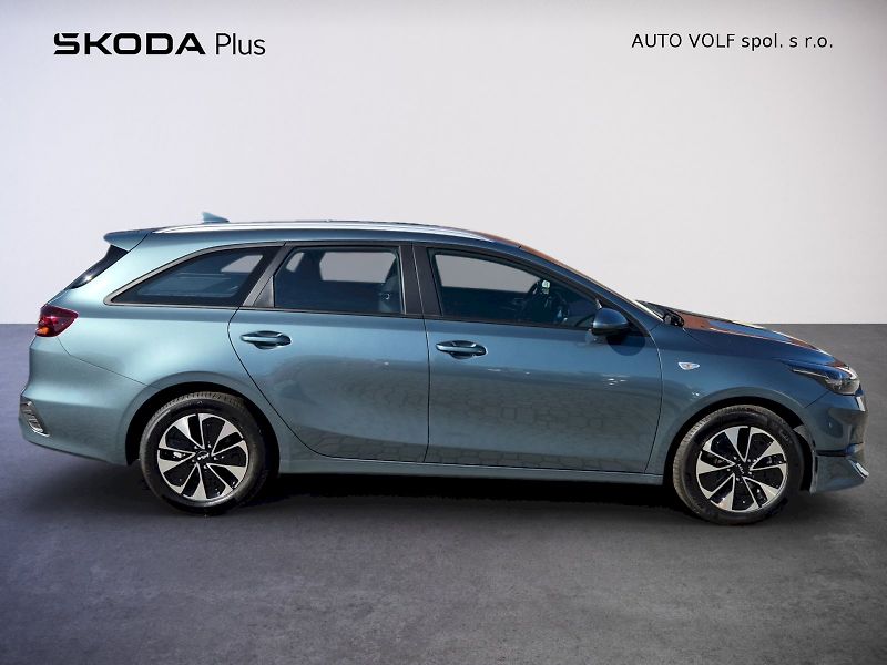 Kia Ceed (2025) Spin 1.5 T-GDI 103 kW 6°manuál - fotka 9 z 32