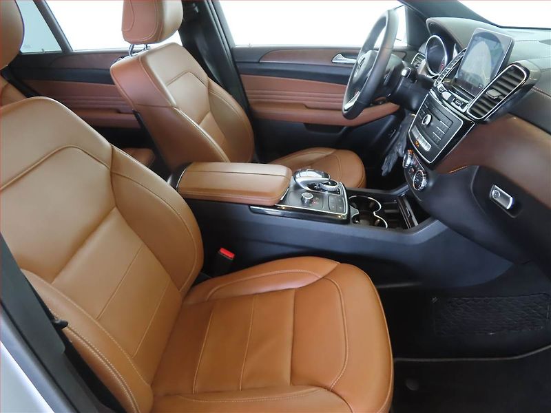 Mercedes-Benz GLE (2019) 350 d 4MATIC - fotka 9 z 14