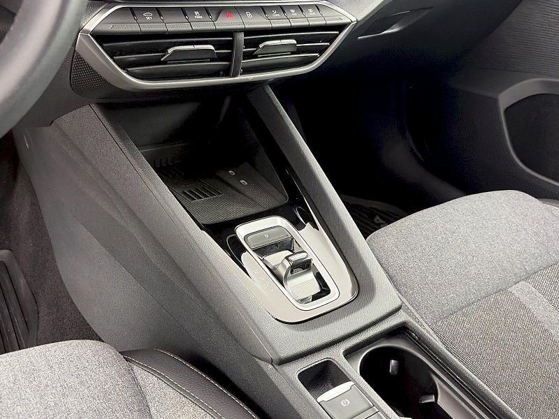 Škoda Octavia (2025) DSG 1.5TSI 110kW Top Selection - fotka 19 z 29