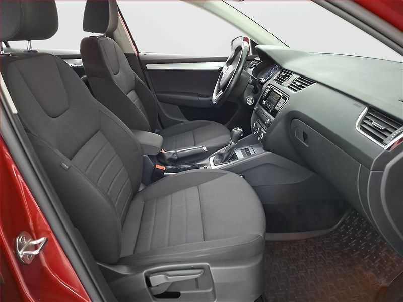 Škoda Octavia (2016) 1.4 TSI, Automat, Serv.kniha - fotka 9 z 21