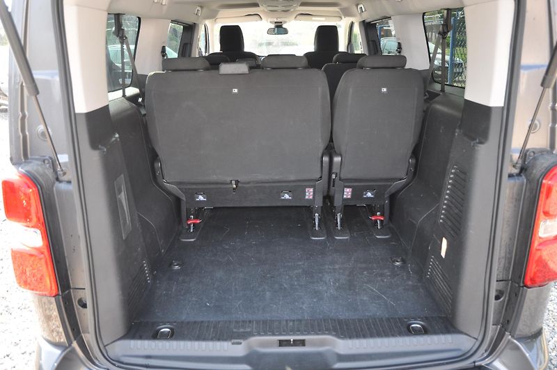 Toyota ProAce Verso 2.0D-4D 106kW L2 - fotka 9 z 21