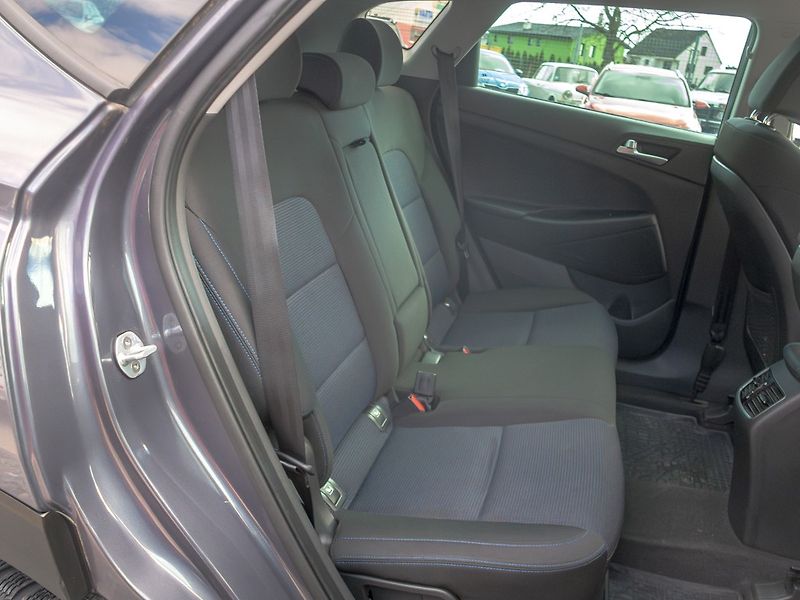 Hyundai Tucson (2016) ČR 1.7D 85KW – 49.550km - fotka 37 z 44