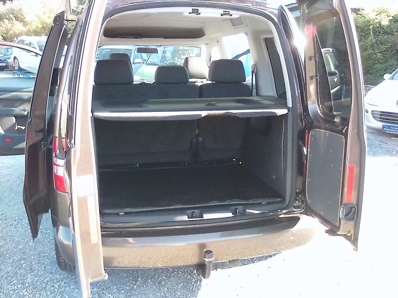 Volkswagen Caddy (2012) 1.2 TSi / 77KW, nové rozvody - fotka 30 z 37