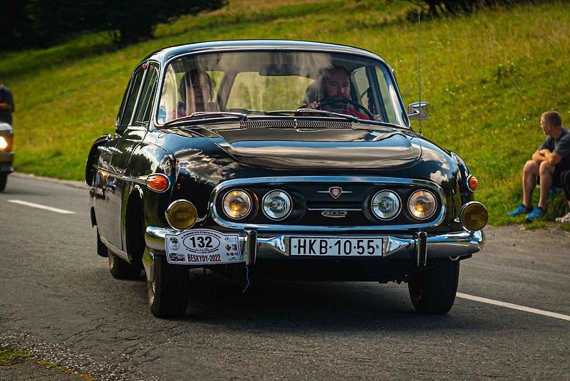 V sobotu 3. září se uskutečnilo v Kopřivnici mezinárodní Tatra Veterán Rallye Beskydy na počest Monsieur Dakar Karla Lopraise.