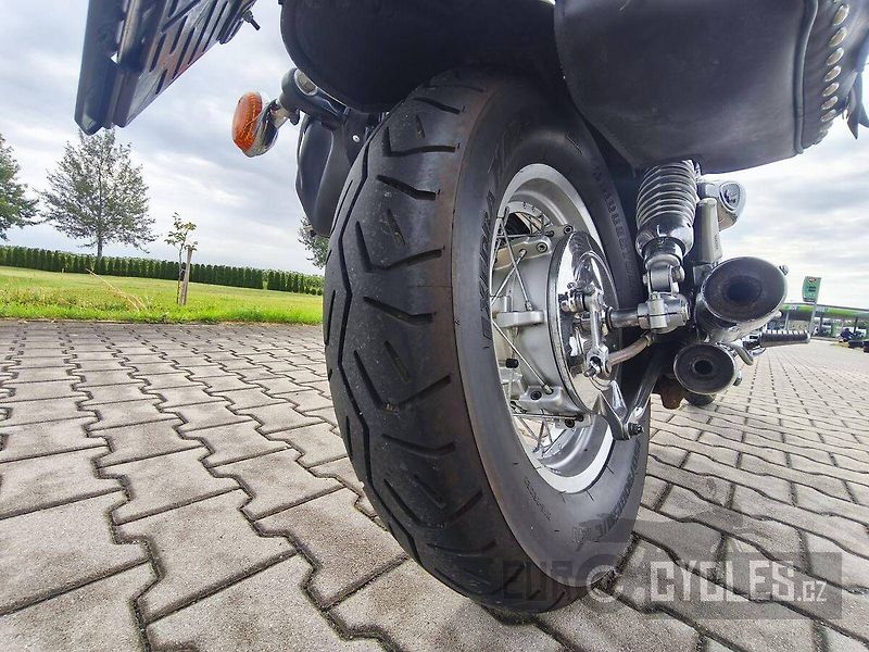 Yamaha XV 1100 Virago (1995) - fotka 9 z 10