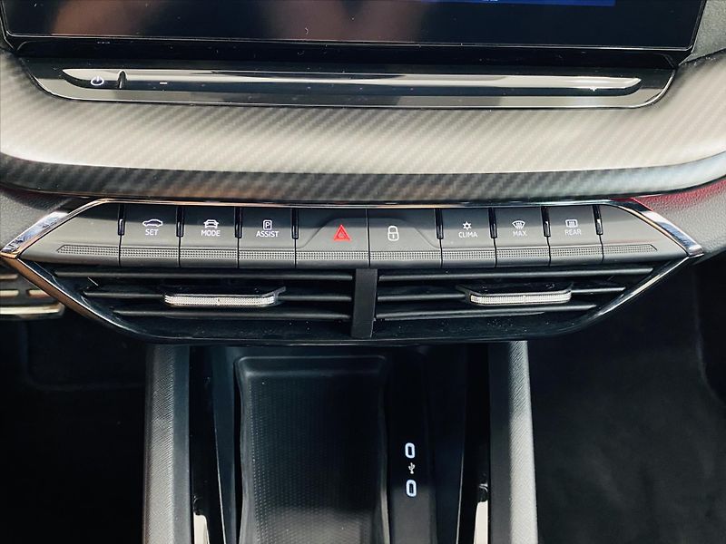 Škoda Octavia 2,0 TDI 147kW DSG RS - fotka 13 z 29